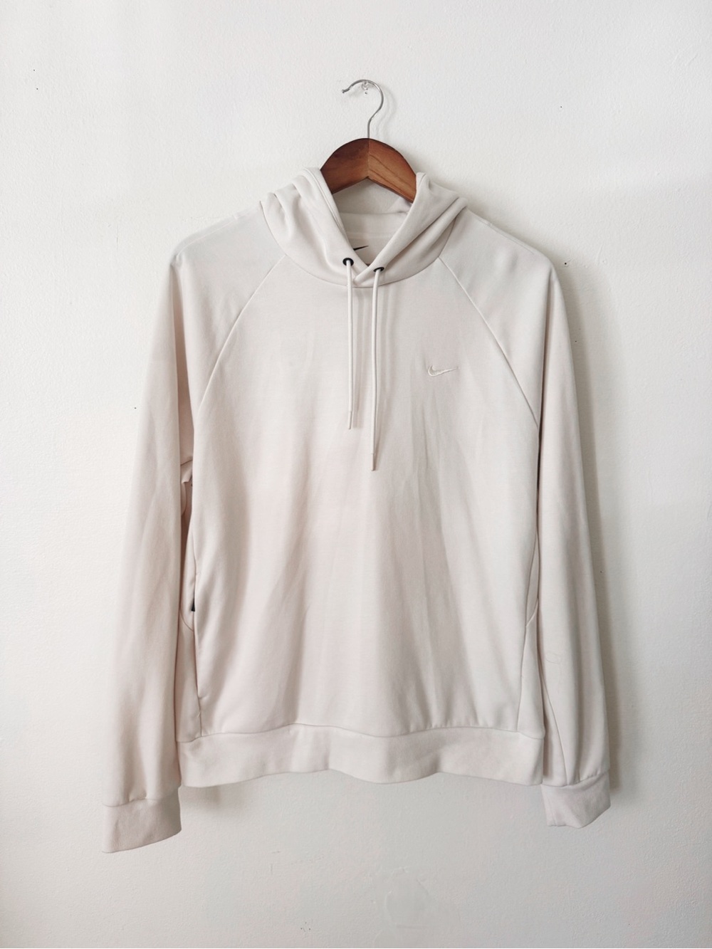 Nike Cream Dri-FIT Hoodie medium